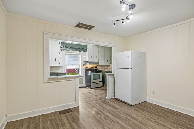 305 Eugene Rd, Columbia, TN 38401