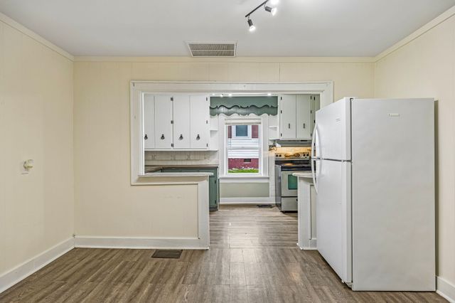 305 Eugene Rd, Columbia, TN 38401
