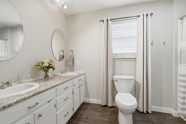 8230 Shadowwood Drive, Woodway, TX 76712