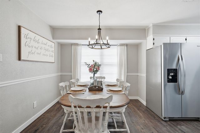 8230 Shadowwood Drive, Woodway, TX 76712