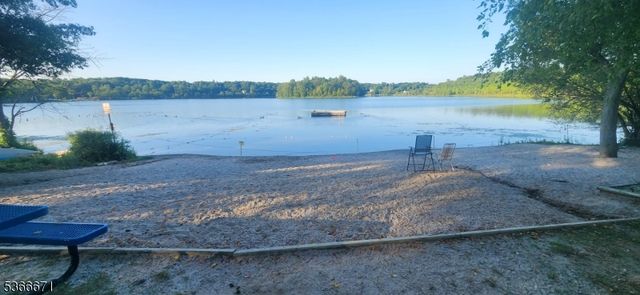 34 Round Lake, Monroe, NY 10950