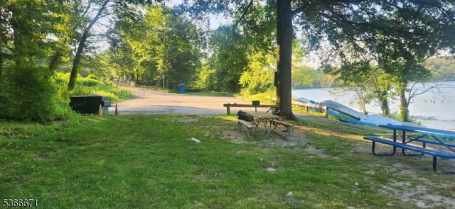 34 Round Lake, Monroe, NY 10950