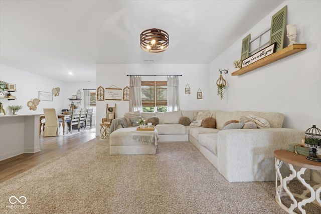 1234 Breckinridge Way, Shelbyville, IN 46176