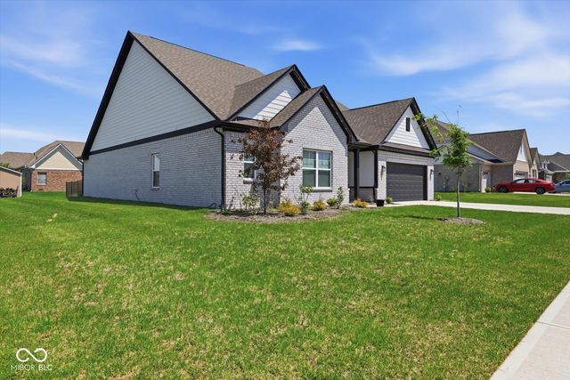 1234 Breckinridge Way, Shelbyville, IN 46176