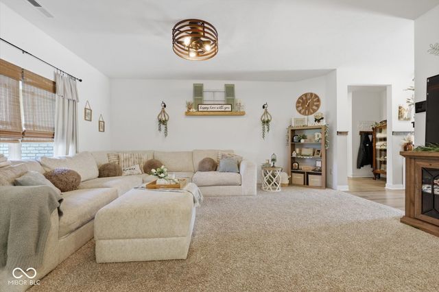 1234 Breckinridge Way, Shelbyville, IN 46176