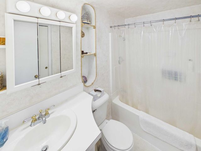 1927 Chippewa Street, Garfield Twp, MI 49686