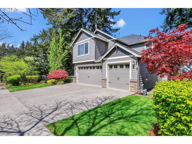 36729 KATRINA St, Sandy, OR 97055