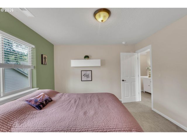 36729 KATRINA St, Sandy, OR 97055