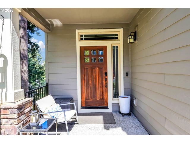 36729 KATRINA St, Sandy, OR 97055