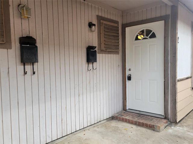 5103 Avenue Q 1/2 3, Galveston, TX 77551