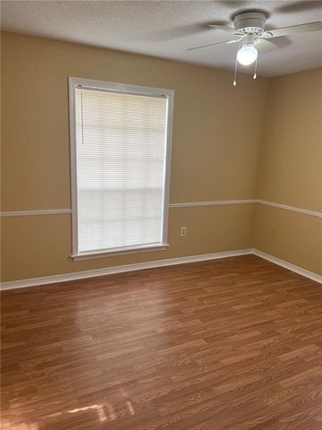 4861 Woodcliff Drive N, Mobile, AL 36693