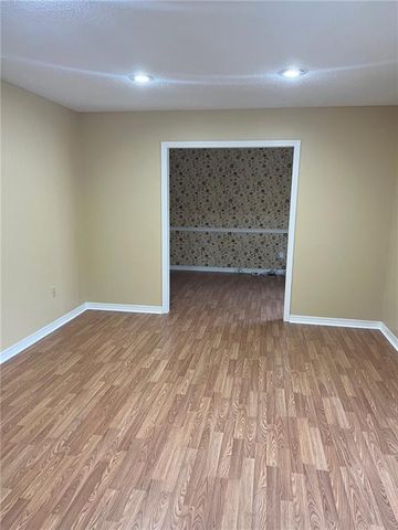 4861 Woodcliff Drive N, Mobile, AL 36693