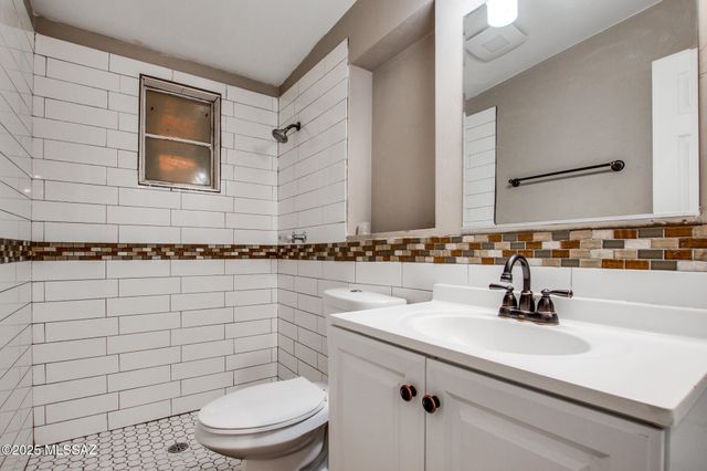 4114 N Lange Avenue, Tucson, AZ 85705