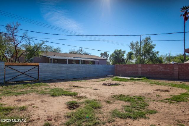 4114 N Lange Avenue, Tucson, AZ 85705