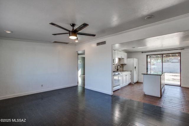 4114 N Lange Avenue, Tucson, AZ 85705