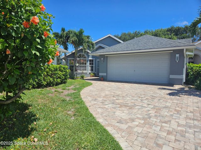 3904 Saint Armens Circle, Melbourne, FL 32934