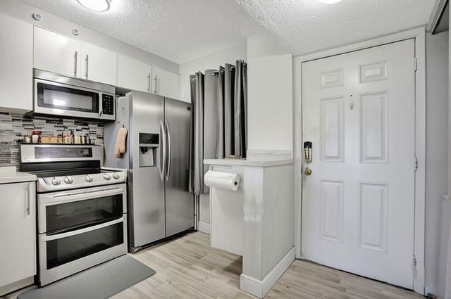 2216 N Cypress Bend Drive 501, Pompano Beach, FL 33069