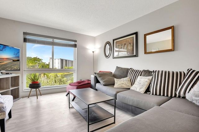 2216 N Cypress Bend Drive 501, Pompano Beach, FL 33069