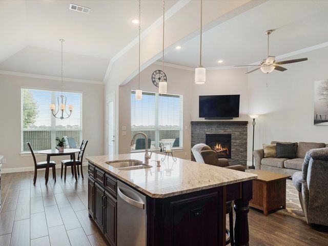 990 Waterview Drive, Prosper, TX 75078