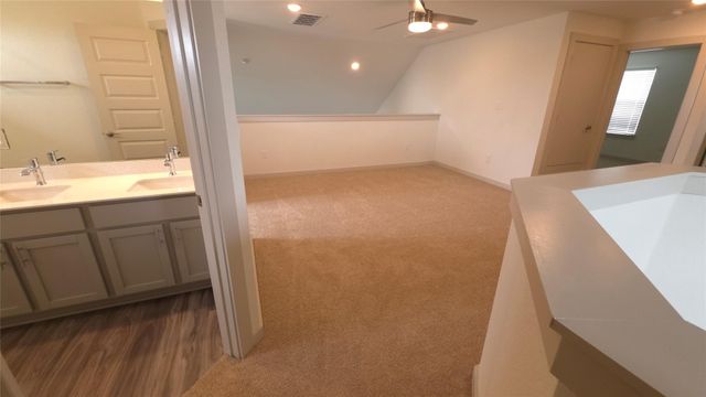 7517 Peggie Nell DR, Austin, TX 78724
