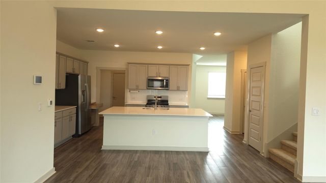 7517 Peggie Nell DR, Austin, TX 78724