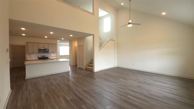 7517 Peggie Nell DR, Austin, TX 78724