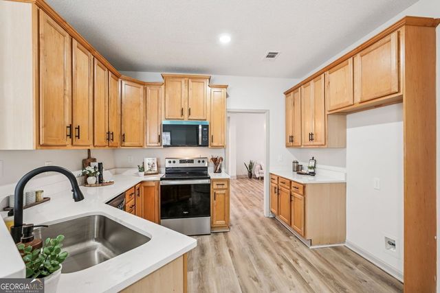 121 Woodland Manor, Temple, GA 30179