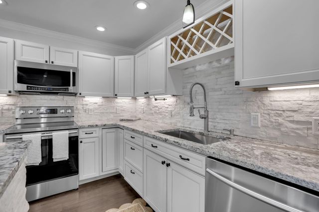 7676 4th Terrace, Lake Worth, FL 33463