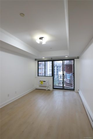 41-05 College Point Boulevard 5I, Flushing, NY 11355