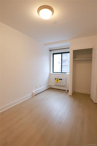 41-05 College Point Boulevard 5I, Flushing, NY 11355