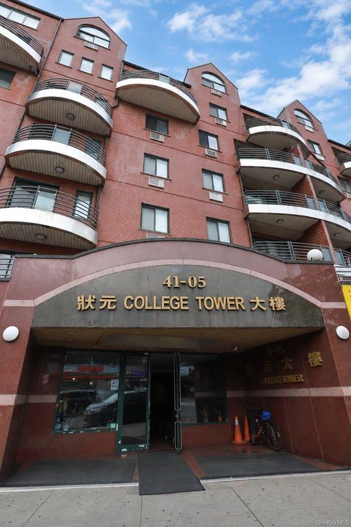 41-05 College Point Boulevard 5I, Flushing, NY 11355