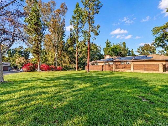 916 Mimosa Avenue, Vista, CA 92081