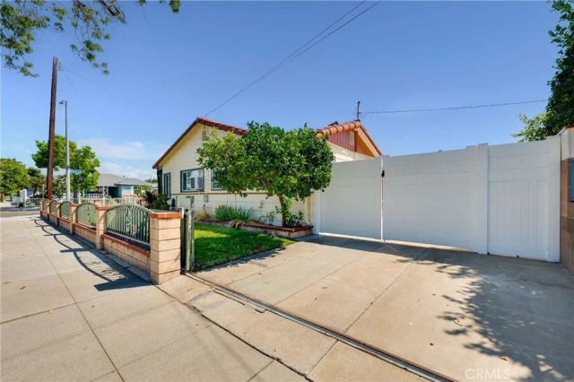 1802 E 53rd, Long Beach, CA 90805