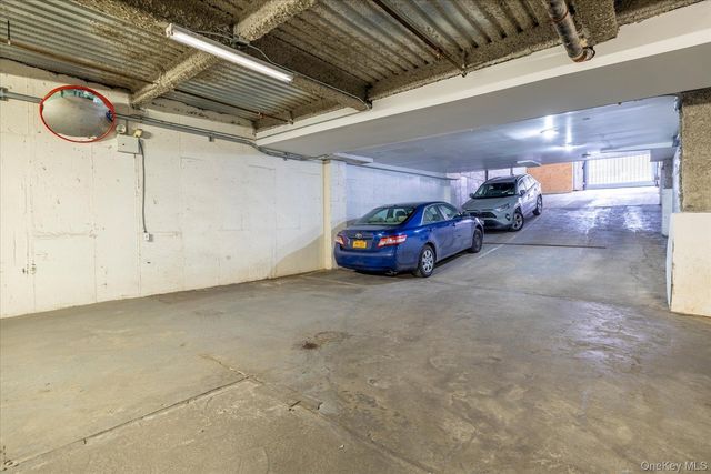 8375 117th Street 6F, Kew Gardens, NY 11418