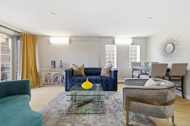 8375 117th Street 6F, Kew Gardens, NY 11418