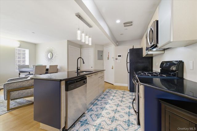 8375 117th Street 6F, Kew Gardens, NY 11418