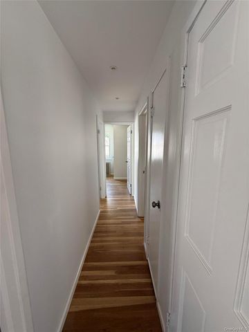 59 Wood Street 1st floor, Lynbrook, NY 11563