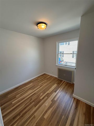 59 Wood Street 1st floor, Lynbrook, NY 11563