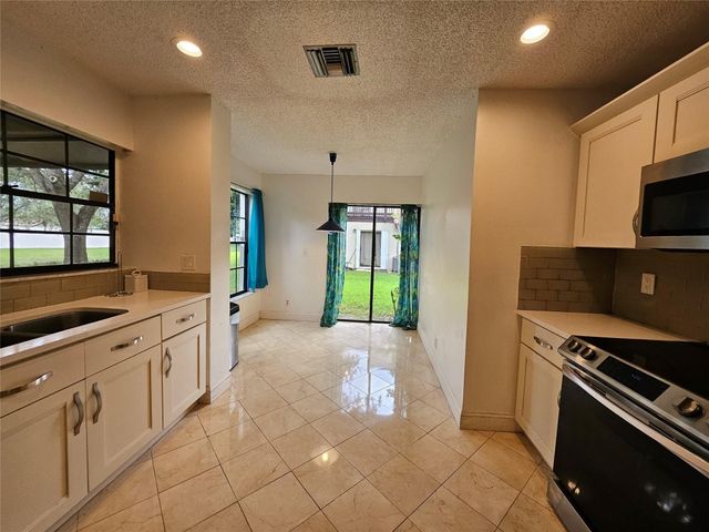9329 W Sunrise Boulevard 9329, Plantation, FL 33322