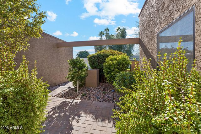 7338 E Rovey Avenue, Scottsdale, AZ 85250