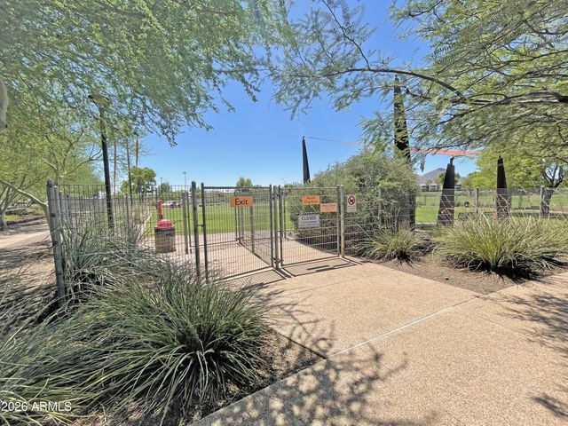 7338 E Rovey Avenue, Scottsdale, AZ 85250