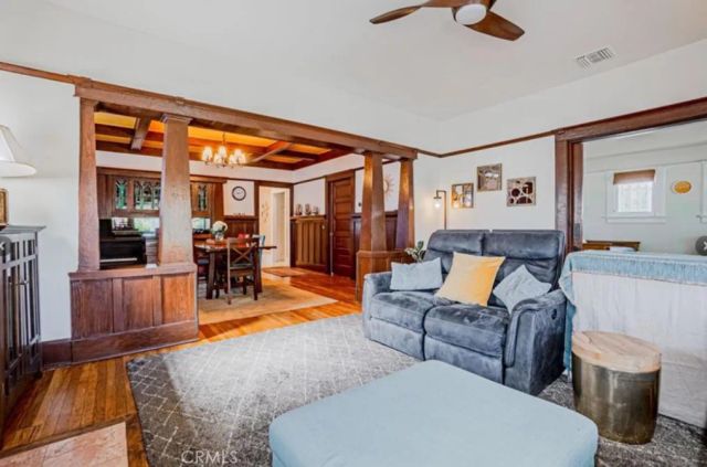 1610 N 36th North, Los Angeles, CA 90018