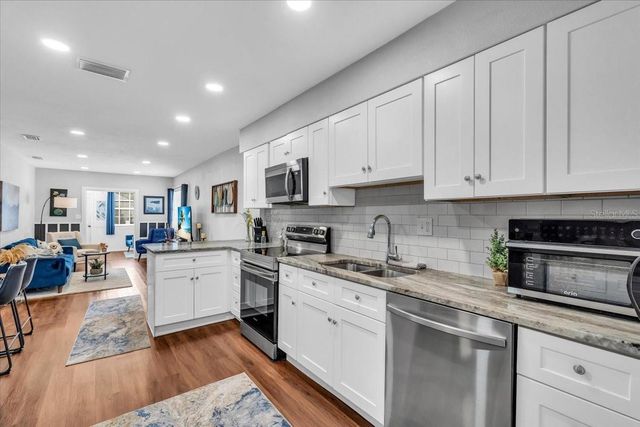 719 35TH STREET W, Bradenton, FL 34205