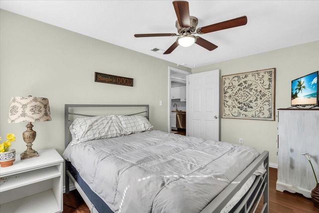 719 35TH STREET W, Bradenton, FL 34205