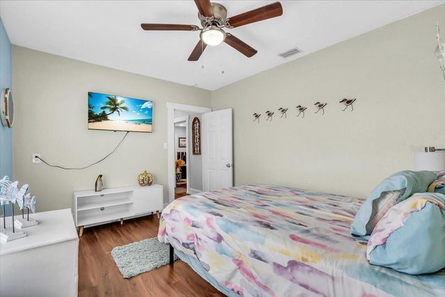 719 35TH STREET W, Bradenton, FL 34205