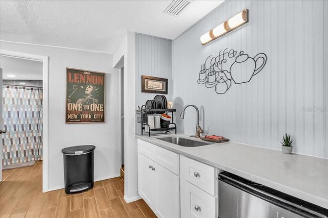 719 35TH STREET W, Bradenton, FL 34205