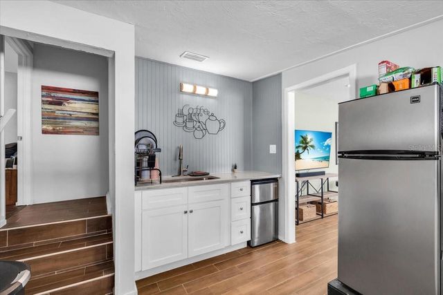 719 35TH STREET W, Bradenton, FL 34205