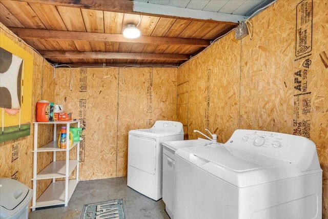 719 35TH STREET W, Bradenton, FL 34205