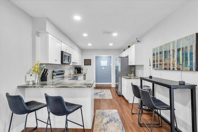 719 35TH STREET W, Bradenton, FL 34205