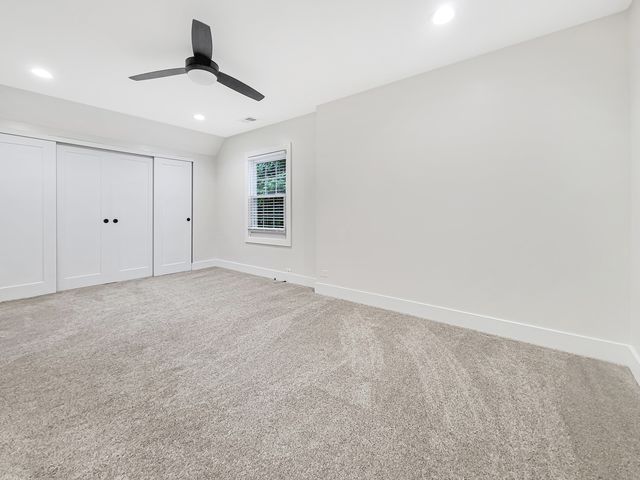 401 S Fourth Avenue, Libertyville, IL 60048